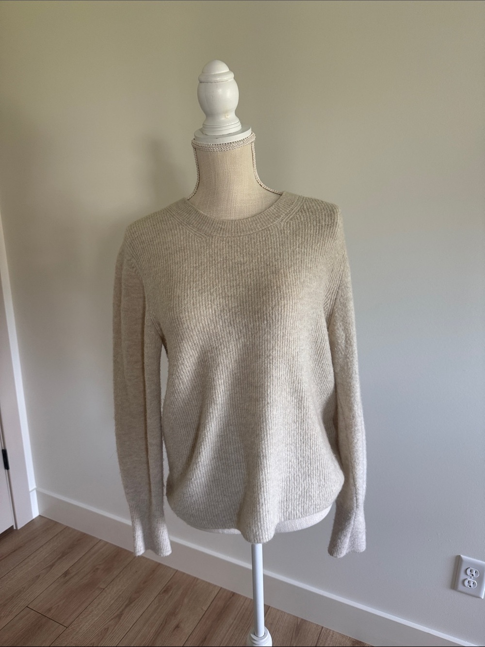 Banana Republic Pullover Sweater